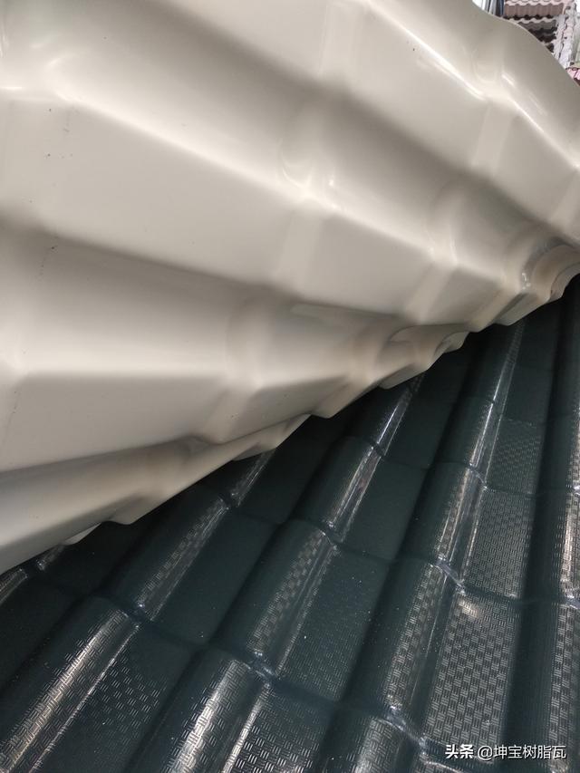 關于鑒別樹脂瓦質(zhì)量的五大謠言,你中招了嗎?